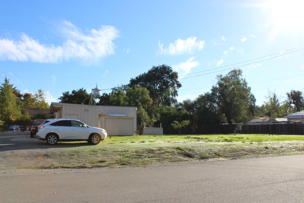 280 C Street, Tehama, CA 96090
